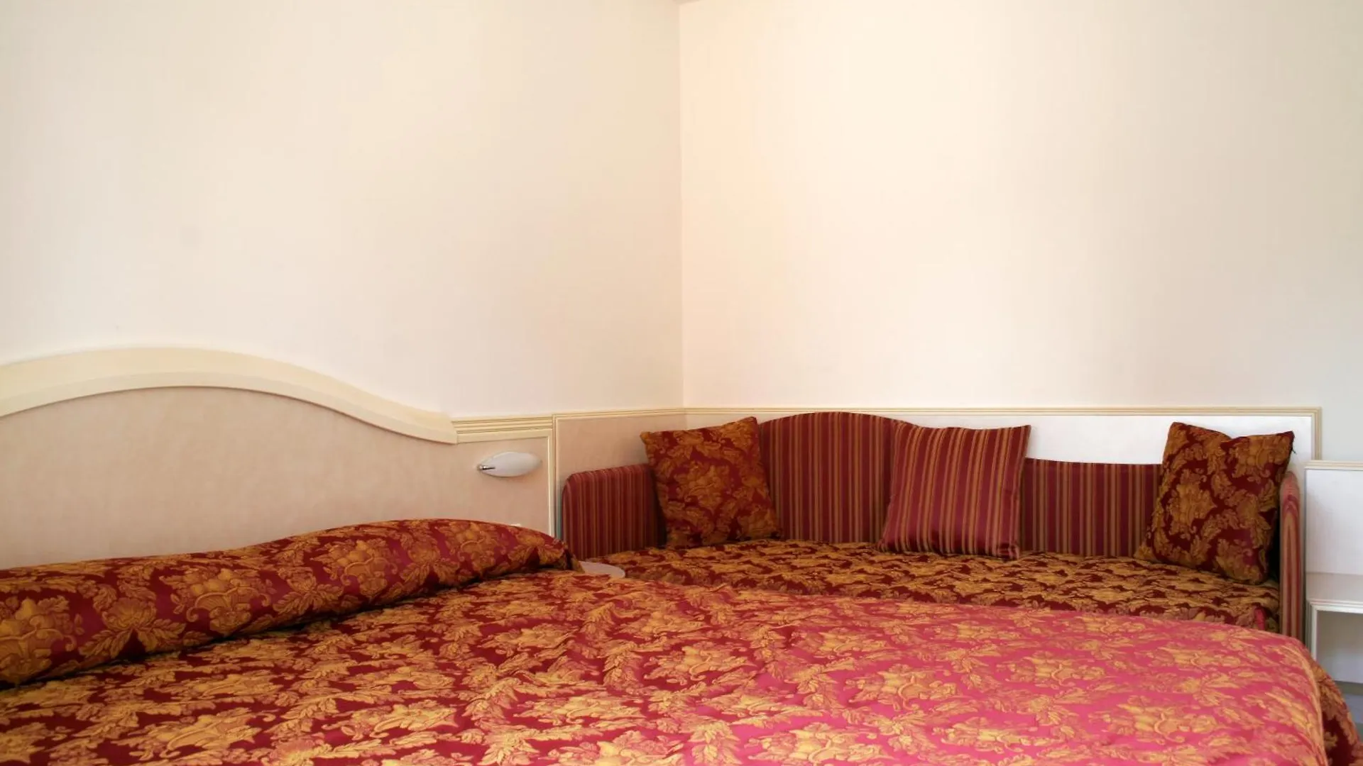 Residence Olimpo Rimini