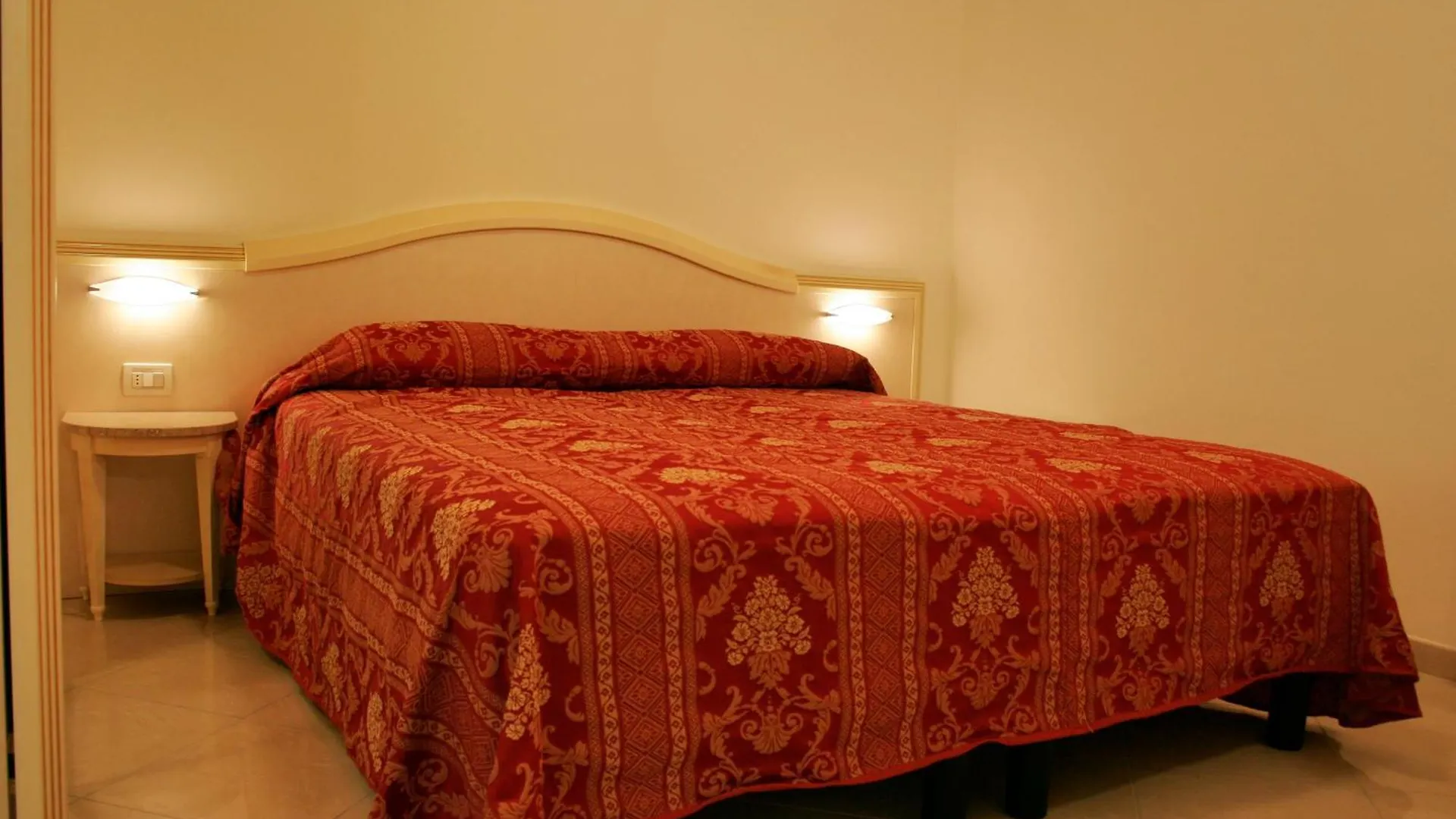 ***** Apart Otel Residence Olimpo Rimini İtalya