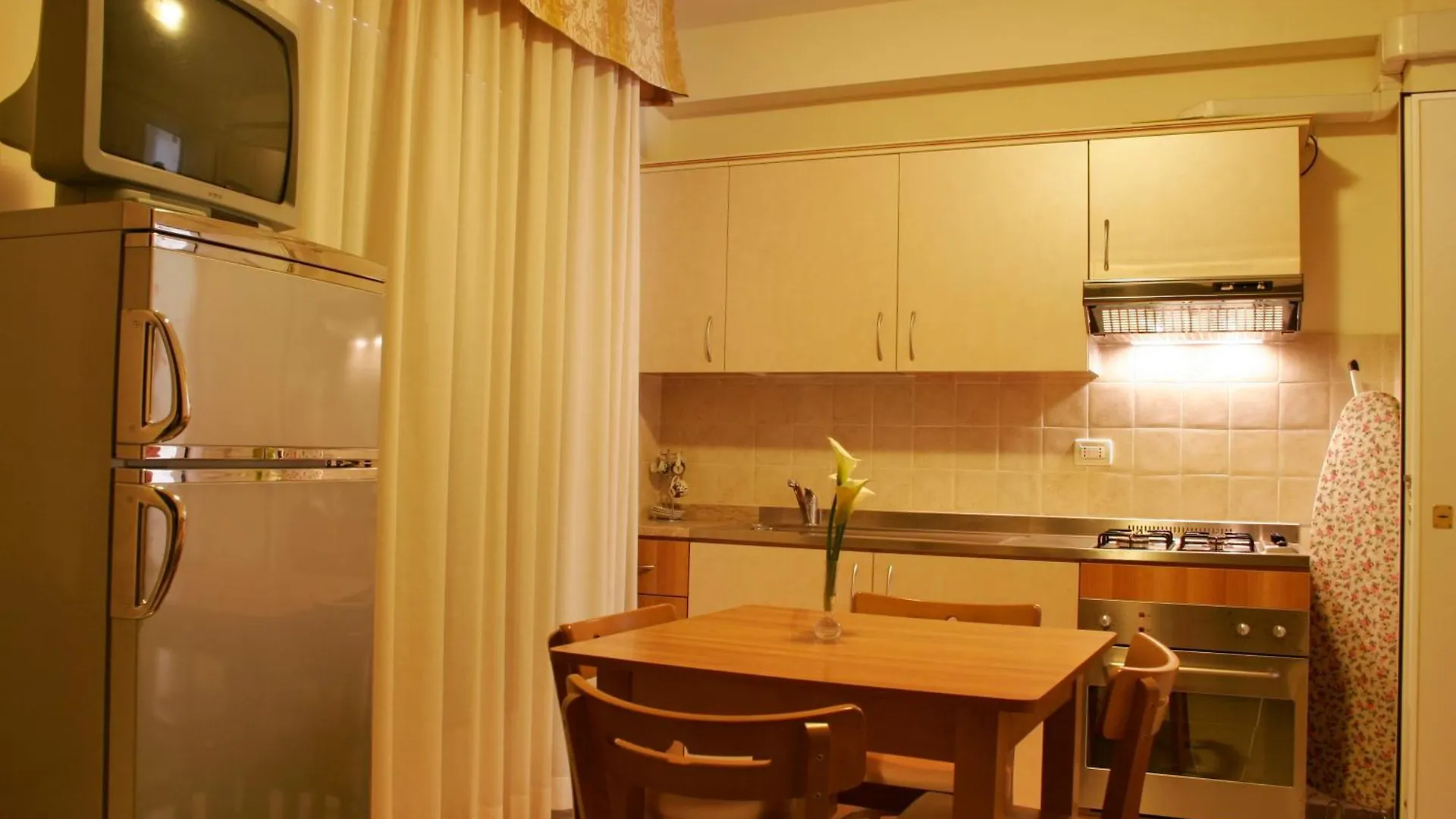 Residence Olimpo Rimini 5*,  Italien